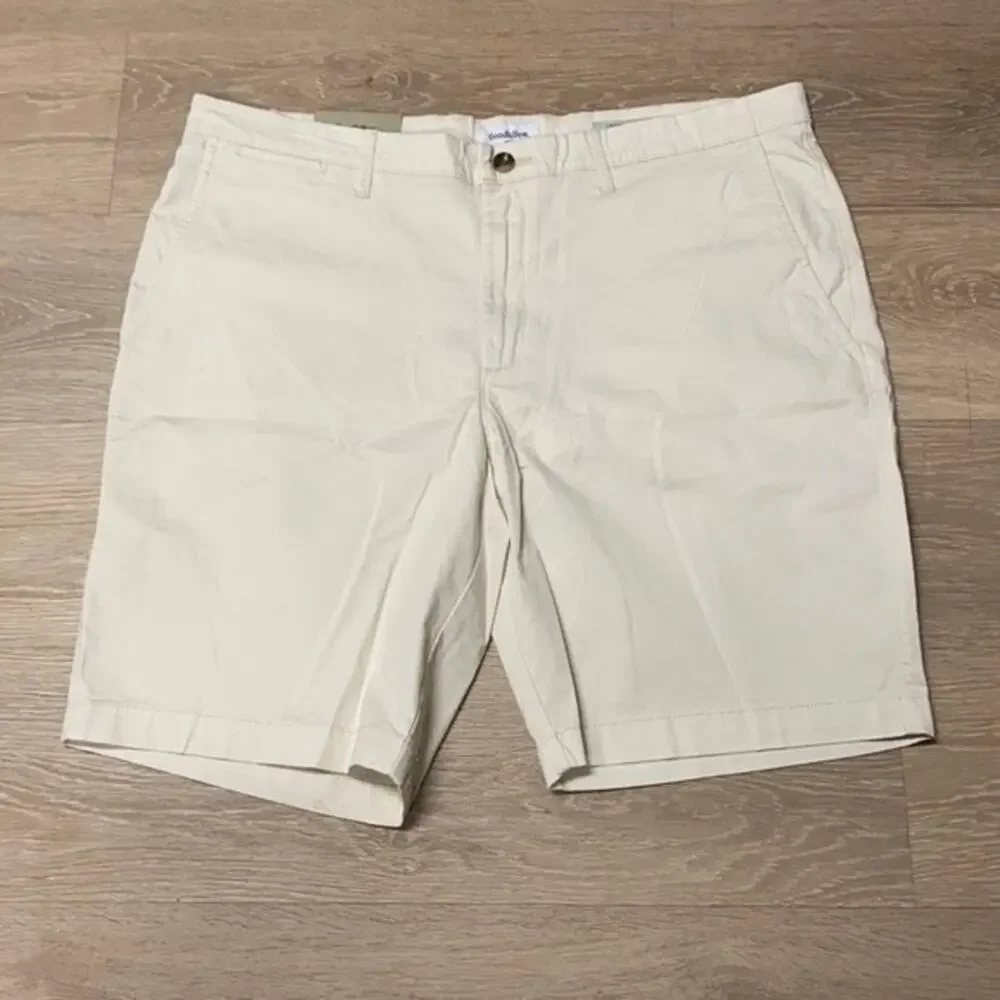 $10 Sale NWT Goodiefellow & Co Beige Flat Front Shorts